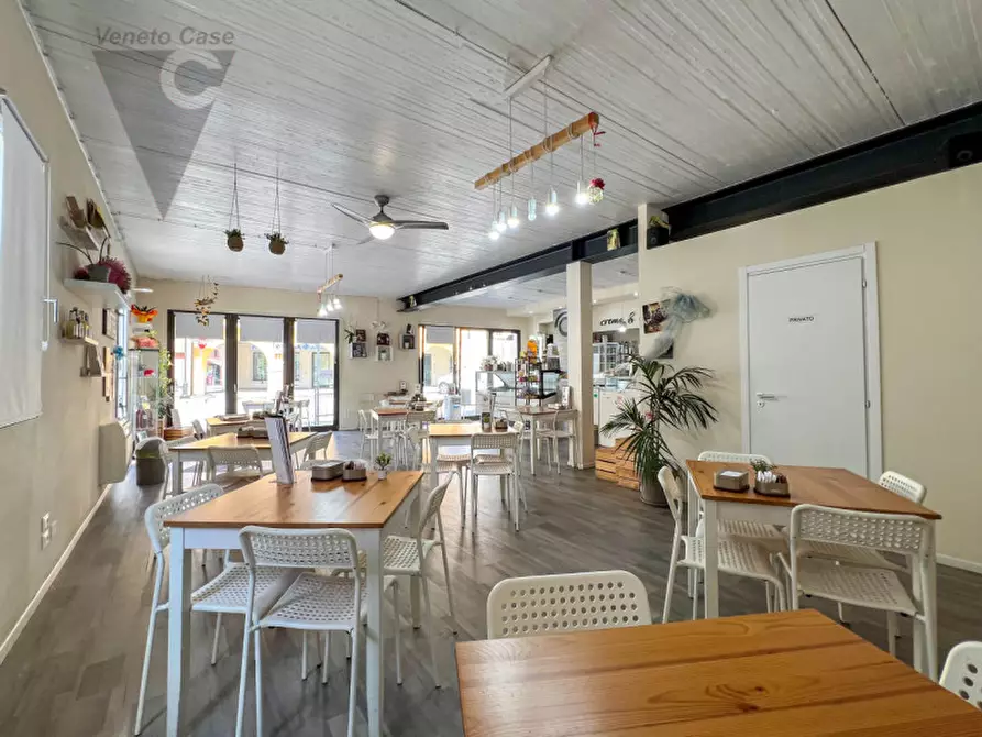 Immagine 7 di Attività commerciale in vendita  in Via Gauslino a Piove Di Sacco