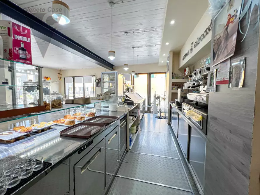 Immagine 11 di Attività commerciale in vendita  in Via Gauslino a Piove Di Sacco