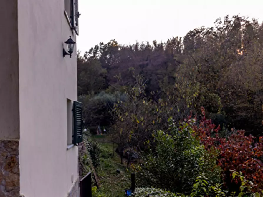 Immagine 4 di Casa indipendente in vendita  a Lerici