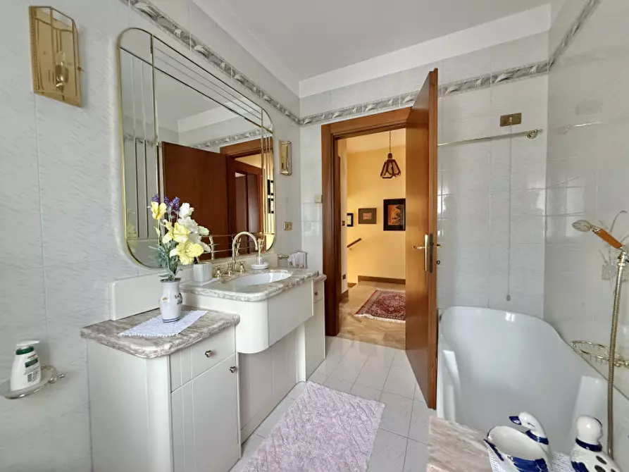 Immagine 19 di Casa indipendente in vendita  a Ospedaletto Euganeo