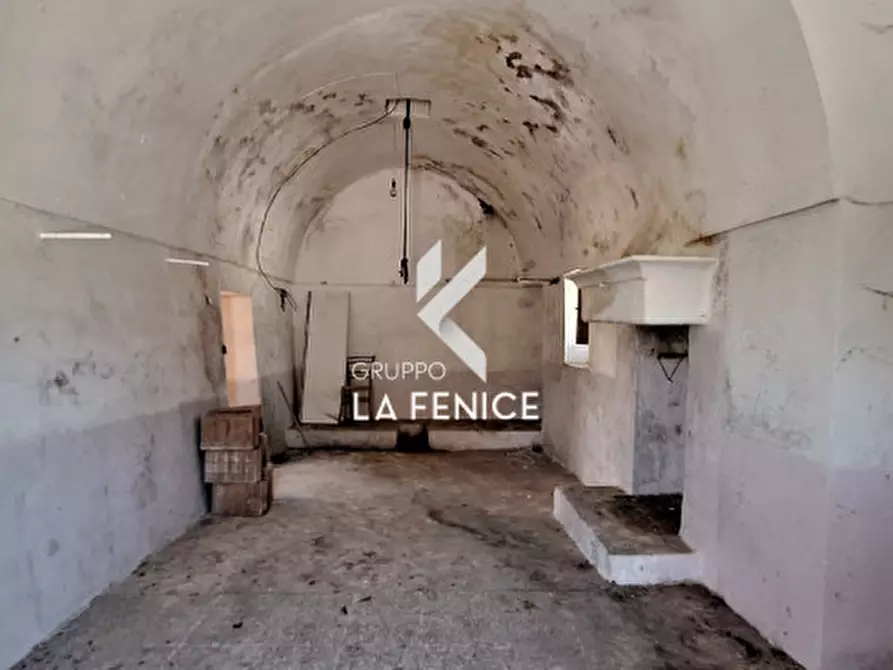 Immagine 45 di Rustico / casale in vendita  in c.da cattivolla a Locorotondo