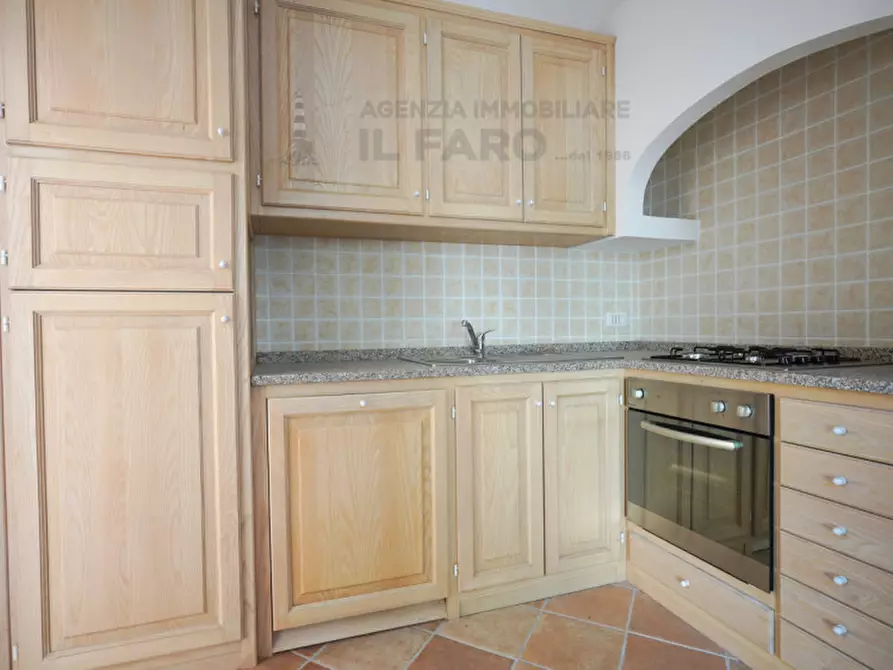 Immagine 9 di Villetta a schiera in vendita  in via Raffaello Sanzio n. 4 a La Maddalena