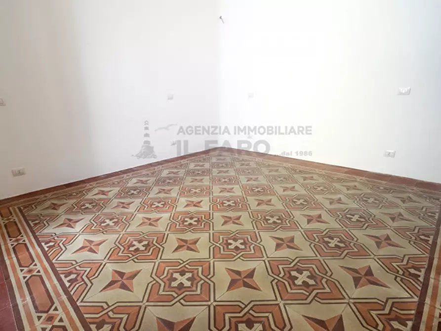 Immagine 27 di Villetta a schiera in vendita  in via Raffaello Sanzio n. 4 a La Maddalena