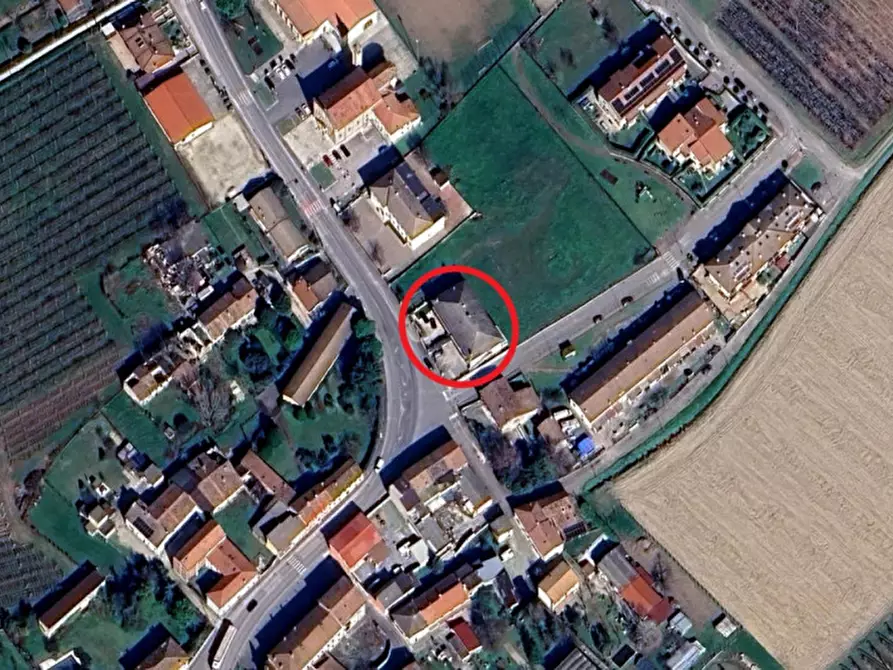 Immagine 17 di Appartamento in vendita  in Piazza della Repubblica, 37059 Volon VR, Italia a Zevio