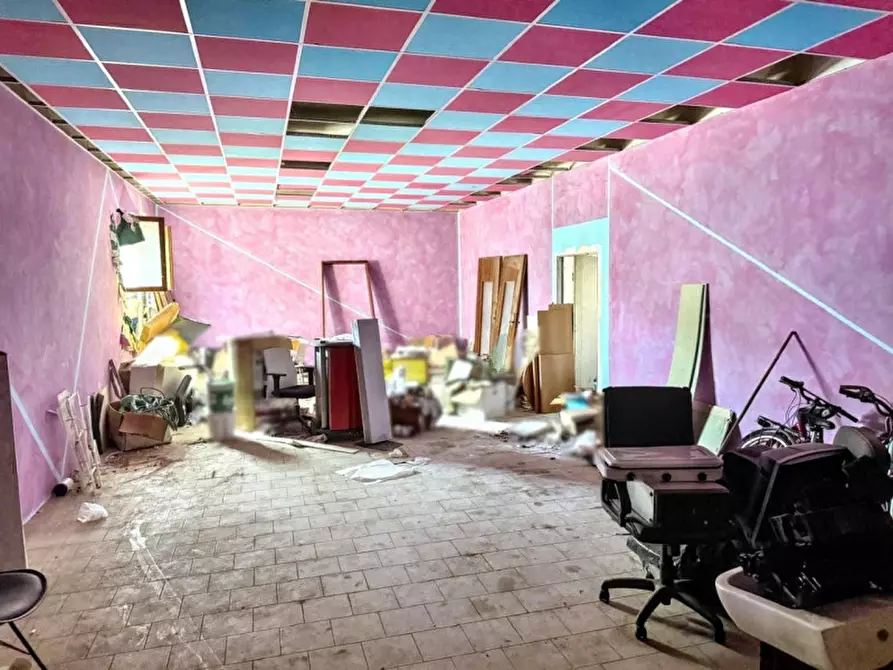 Immagine 2 di Negozio in vendita  in Piazza della Repubblica, 37059 Volon VR, Italia a Zevio