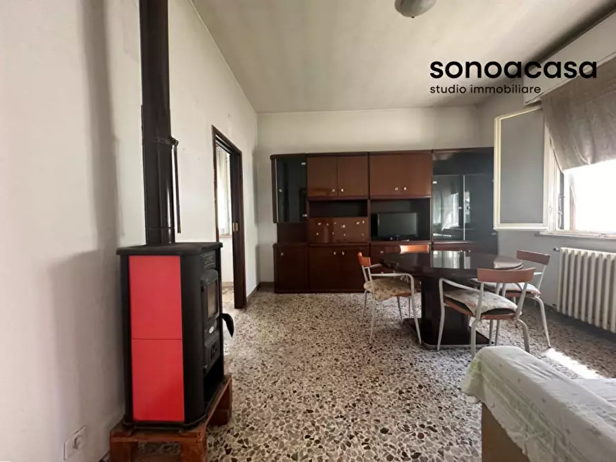 Immagine 5 di Casa indipendente in vendita  in Via Giuseppe Garibaldi 35 a San Costanzo