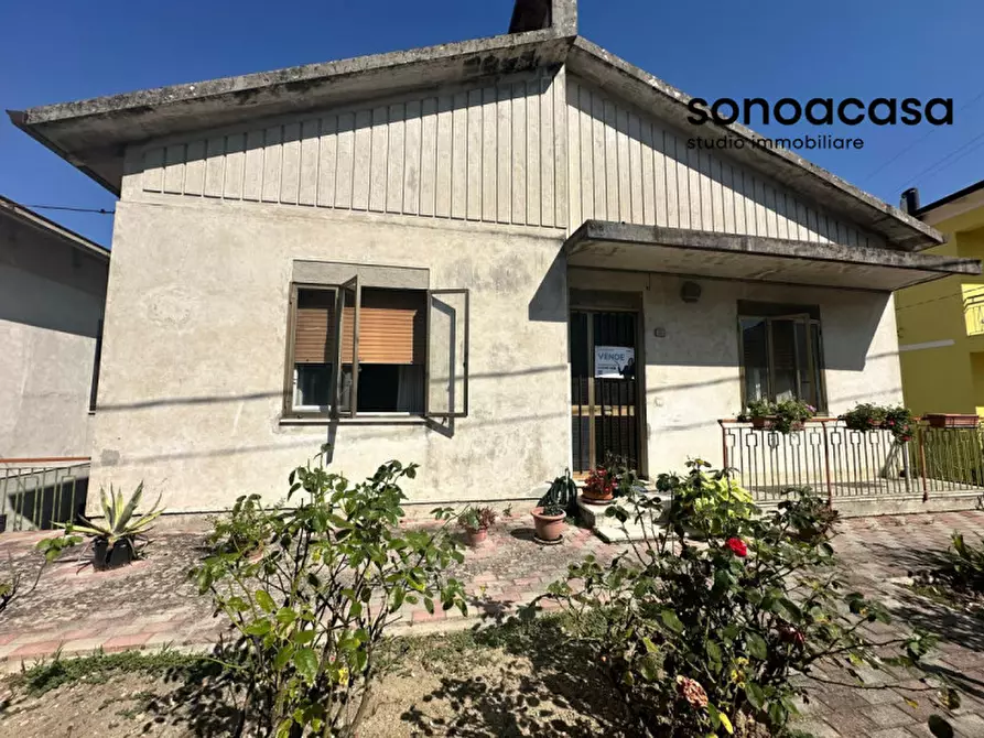 Immagine 23 di Casa indipendente in vendita  in Via Giuseppe Garibaldi 35 a San Costanzo