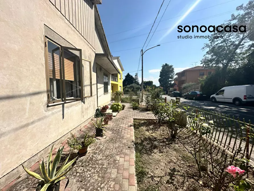 Immagine 32 di Casa indipendente in vendita  in Via Giuseppe Garibaldi 35 a San Costanzo