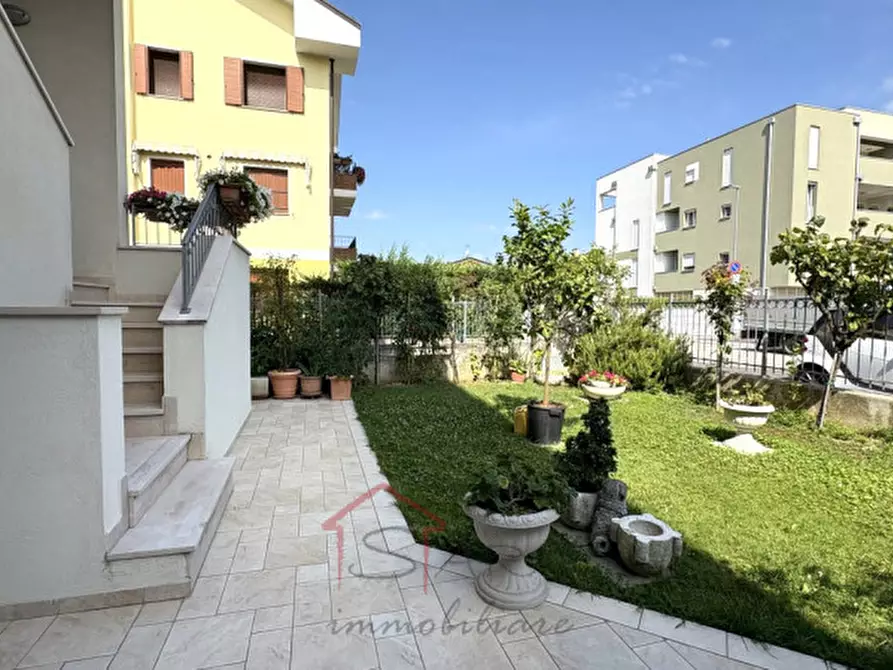 Immagine 6 di Casa quadrifamiliare in vendita  in Via Martiri di Cefalonia 20 Albignasego a Albignasego