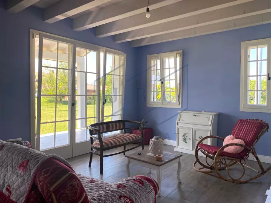 Immagine 5 di Villa in vendita  a San Biagio Di Callalta