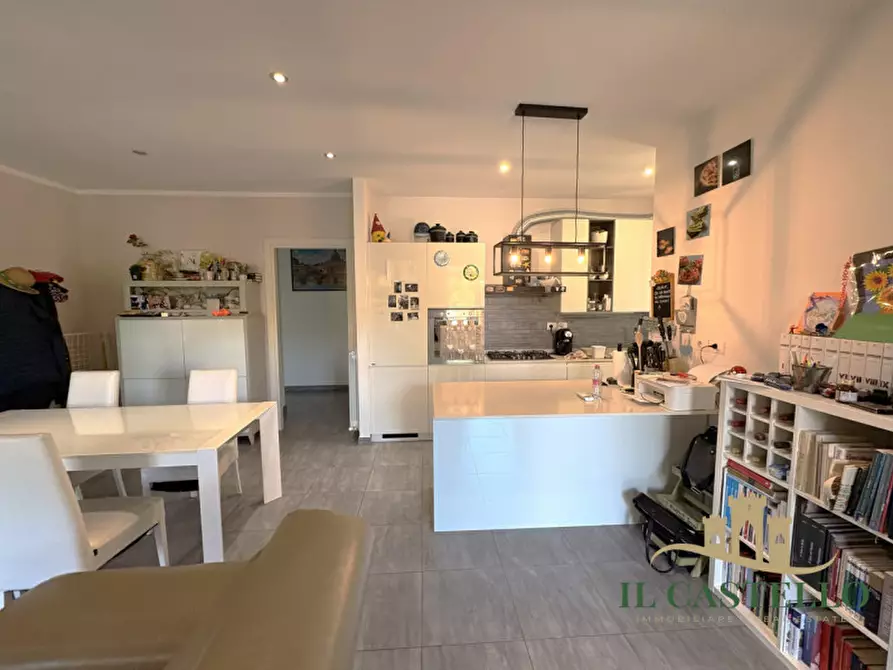 Immagine 1 di Appartamento in vendita  in Via Garibaldi a Castiglione Del Lago