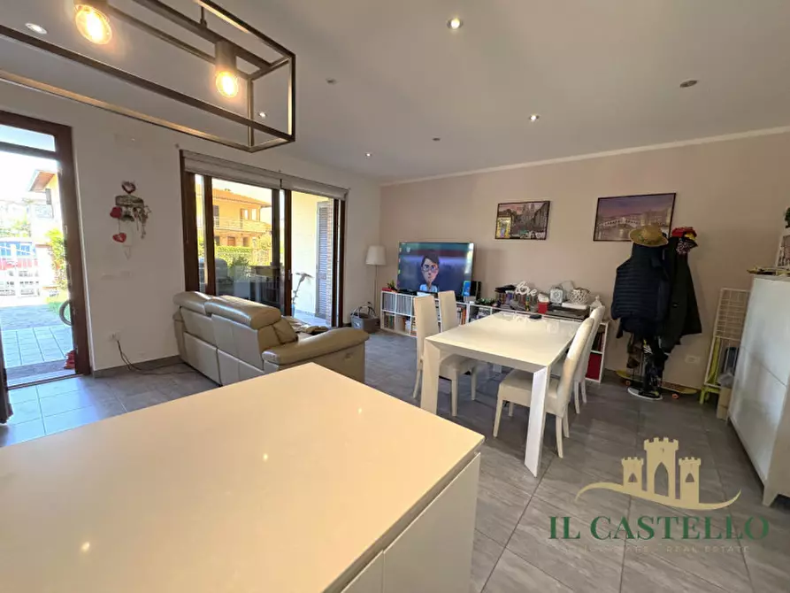 Immagine 5 di Appartamento in vendita  in Via Garibaldi a Castiglione Del Lago