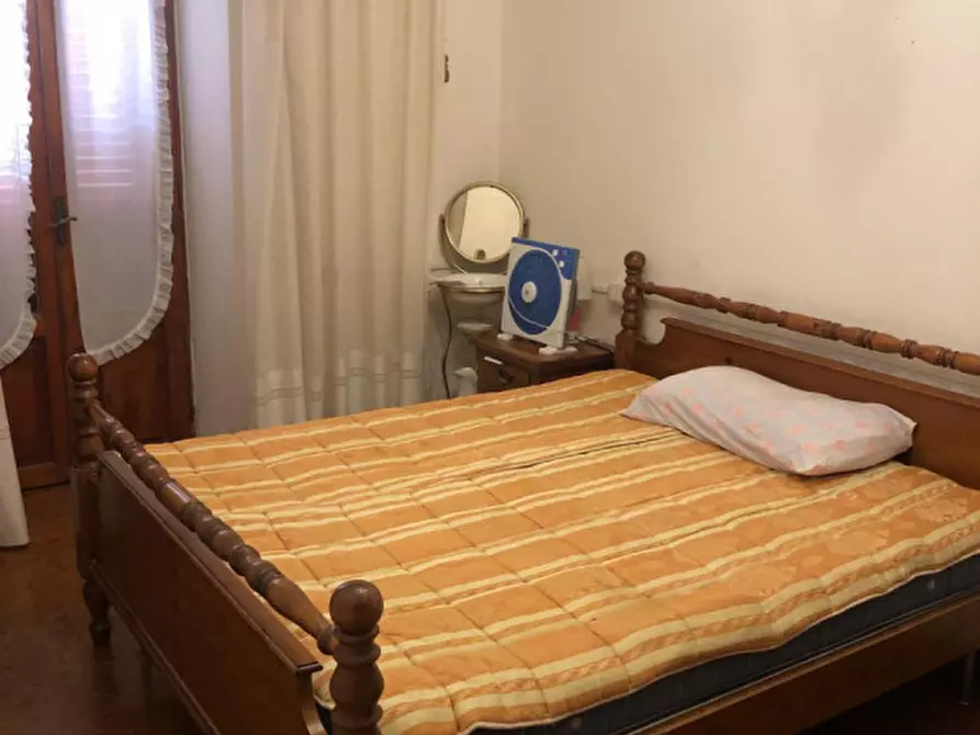 Immagine 5 di Appartamento in vendita  in VIA ELEONORA D` ARBOREA n. SN Piano T-1 - 2 a Posada