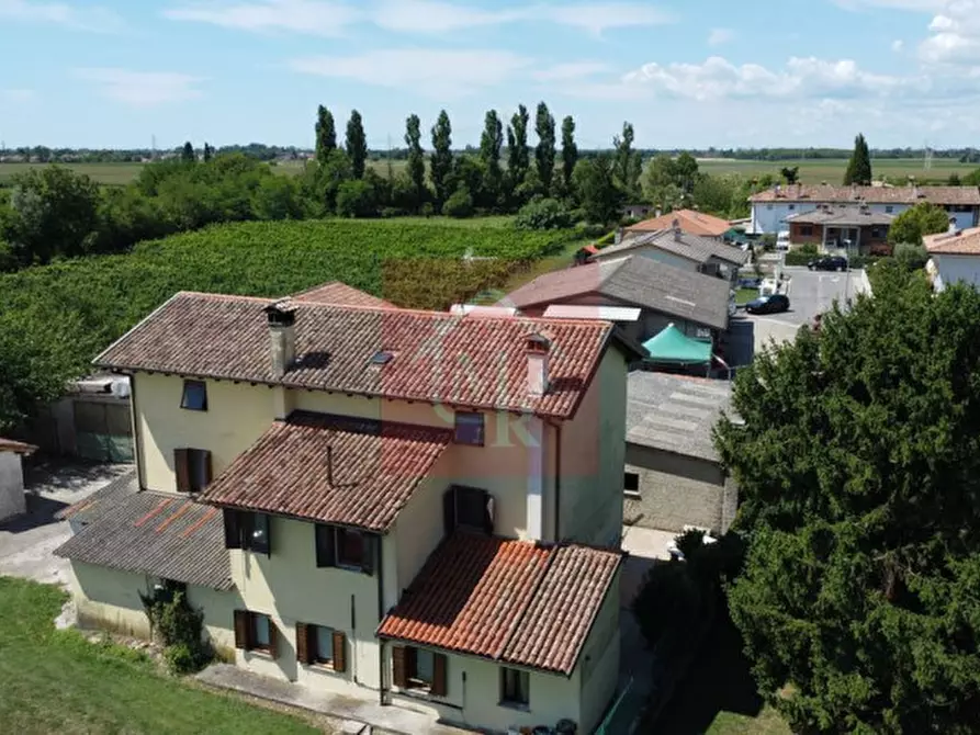 Immagine 8 di Casa indipendente in vendita  in Via Ugo Foscolo 12 a Campolongo Tapogliano