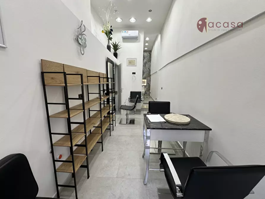 Immagine 2 di Negozio in affitto  in Piazza Guglielmo II a Monreale