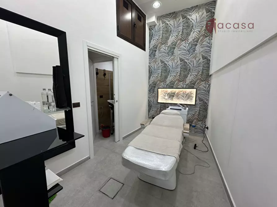 Immagine 5 di Negozio in affitto  in Piazza Guglielmo II a Monreale