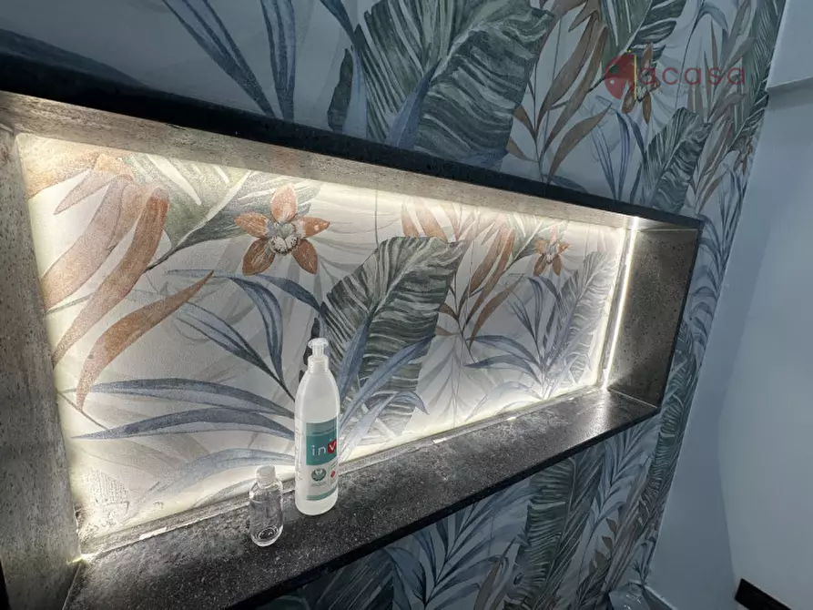 Immagine 10 di Negozio in affitto  in Piazza Guglielmo II a Monreale