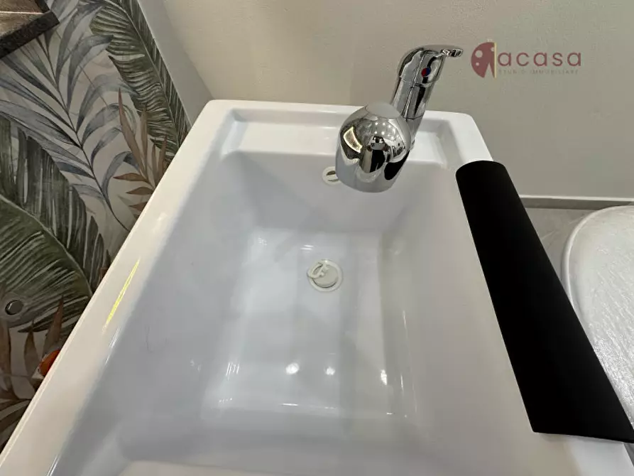 Immagine 11 di Negozio in affitto  in Piazza Guglielmo II a Monreale