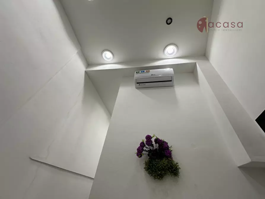 Immagine 12 di Negozio in affitto  in Piazza Guglielmo II a Monreale