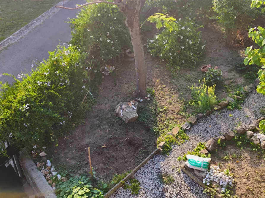 Immagine 38 di Villetta a schiera in vendita  in strada mataletto a Langhirano