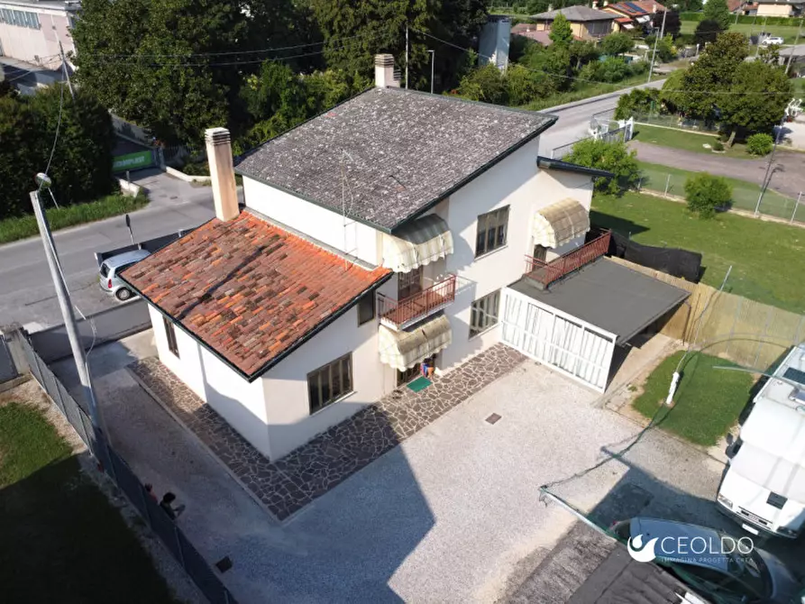 Immagine 1 di Casa indipendente in vendita  in Via Carraretto a Pianiga