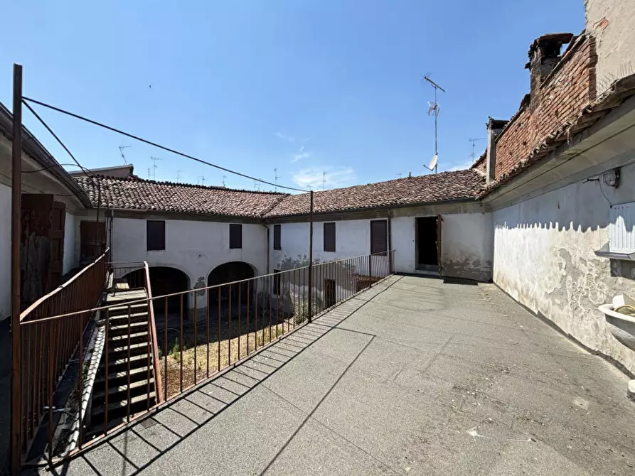 Immagine 7 di Palazzo in vendita  in Vicolo Chiozzi 2 a Casalmaggiore