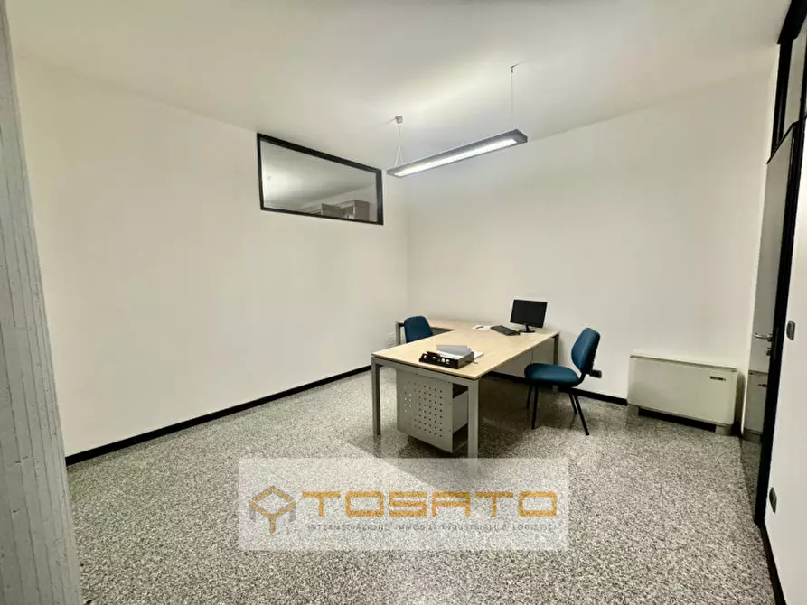 Immagine 9 di Ufficio in vendita  a Legnago