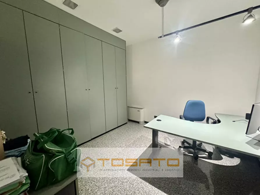 Immagine 14 di Ufficio in vendita  a Legnago