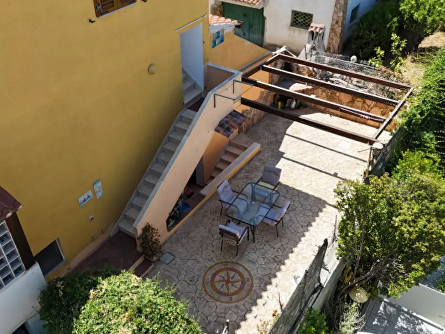 Immagine 4 di Appartamento in vendita  in Via Giuseppe Di Vittorio a Orosei