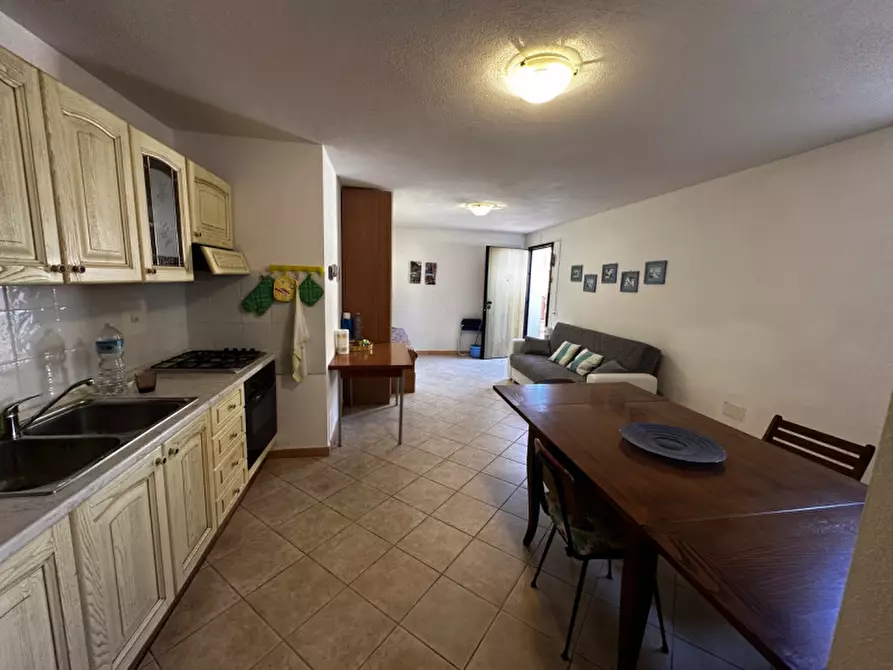 Immagine 9 di Appartamento in vendita  in Via Giuseppe Di Vittorio a Orosei