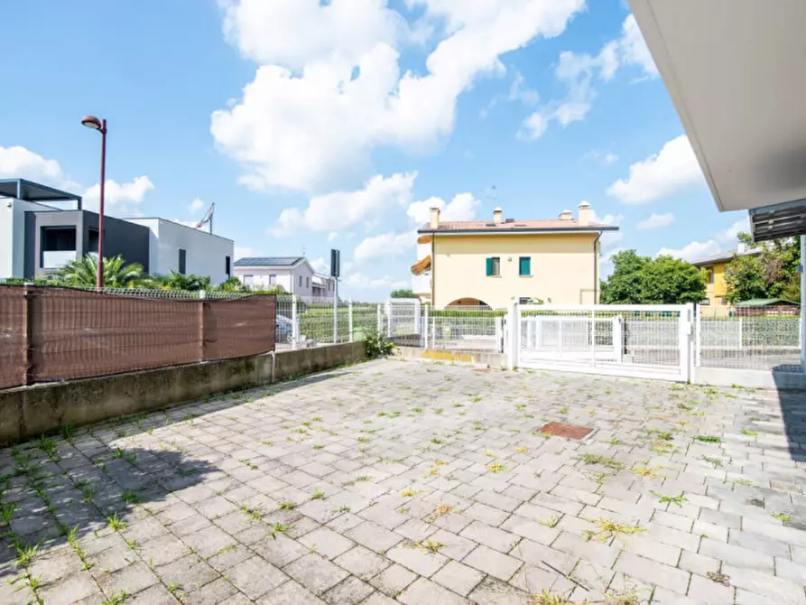 Immagine 20 di Appartamento in vendita  in Viale Brenta a Rubano