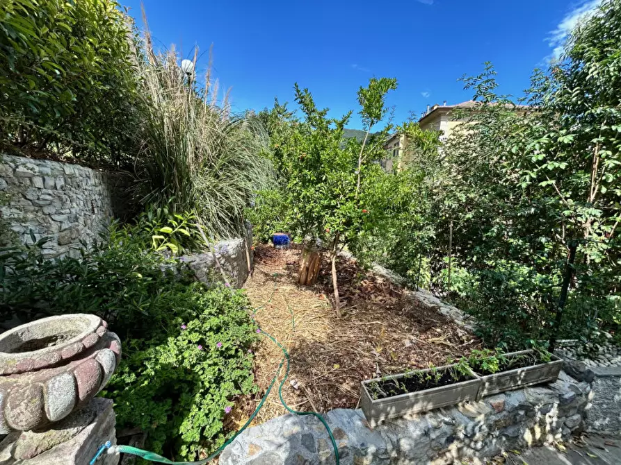 Immagine 7 di Appartamento in vendita  in Via Cavour a Recco