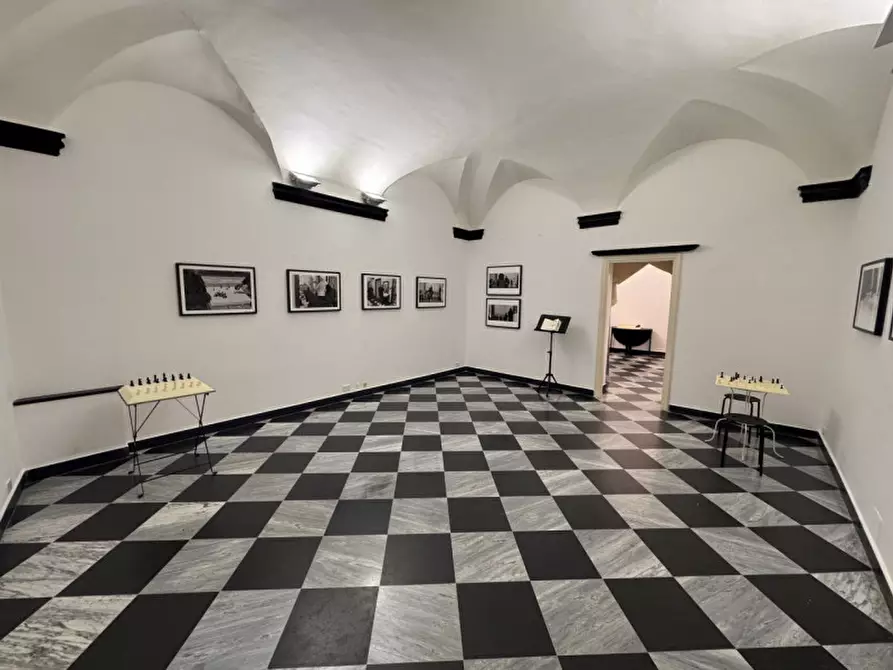 Immagine 1 di Magazzino in affitto  in vico invrea a Genova