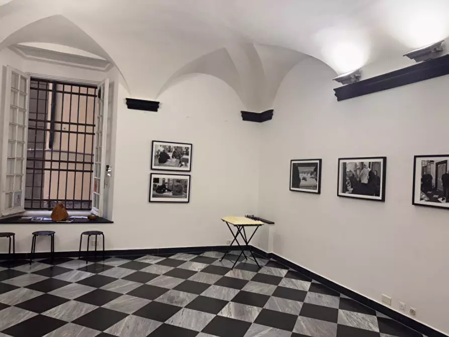 Immagine 9 di Magazzino in affitto  in vico invrea a Genova