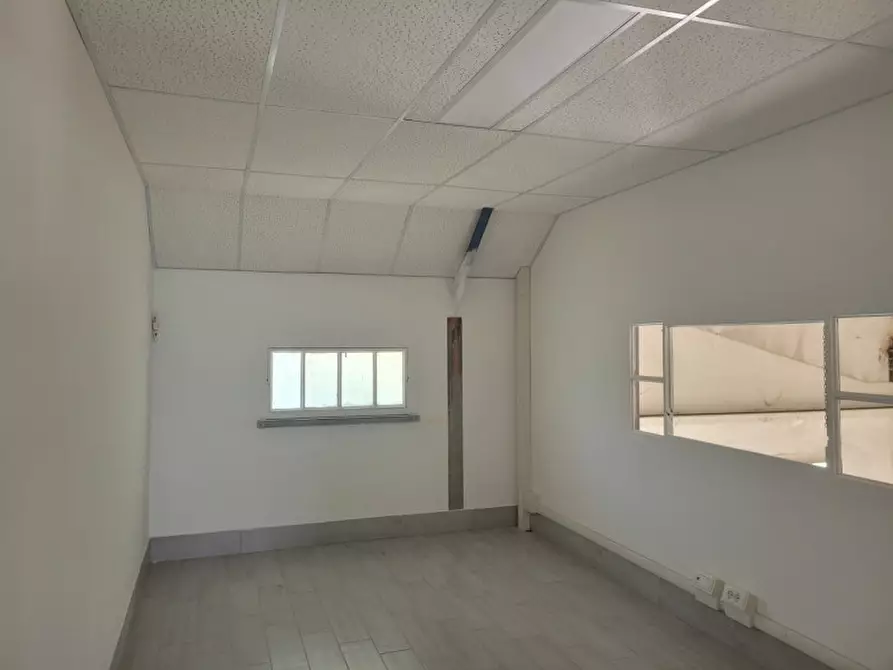 Immagine 8 di Capannone industriale in affitto  in Via Ancora a Sassuolo