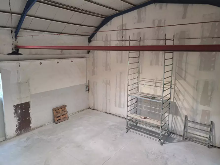 Immagine 12 di Capannone industriale in affitto  in Via Ancora a Sassuolo