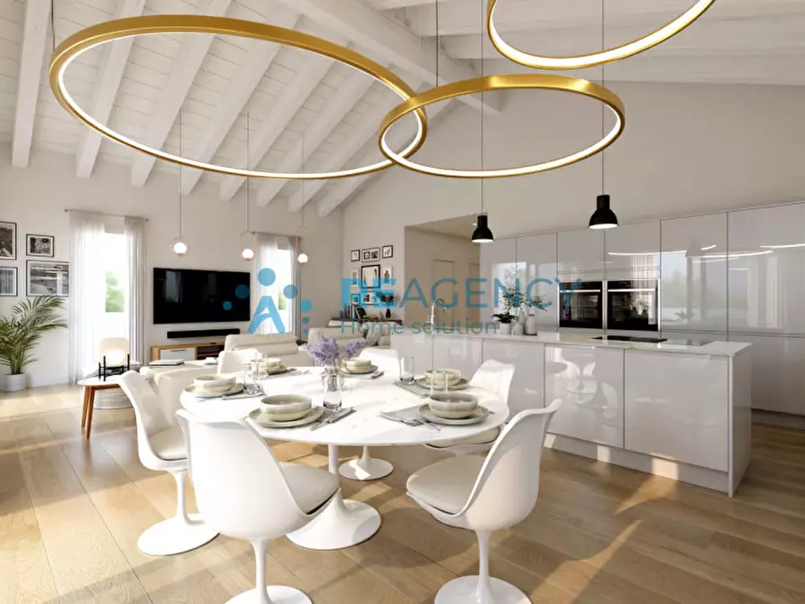 Immagine 2 di Attico in vendita  in SCHIO VIA DEI NANI a Schio