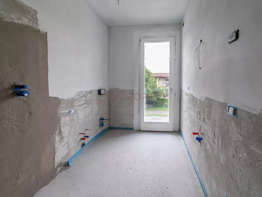 Immagine 11 di Appartamento in vendita  in Via Veneto a Camponogara