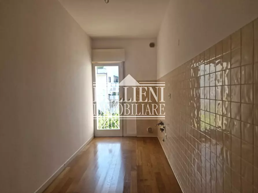 Immagine 5 di Appartamento in vendita  in Via Alessandro Massaria a Vicenza