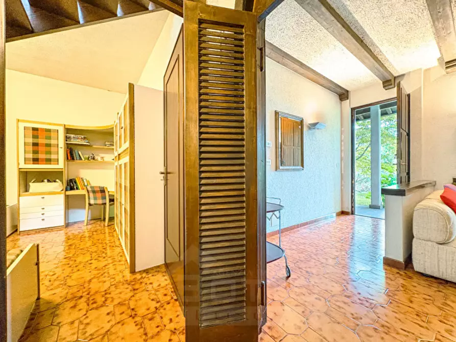 Immagine 13 di Villa in vendita  in Via del Borgna 8 a Gignese