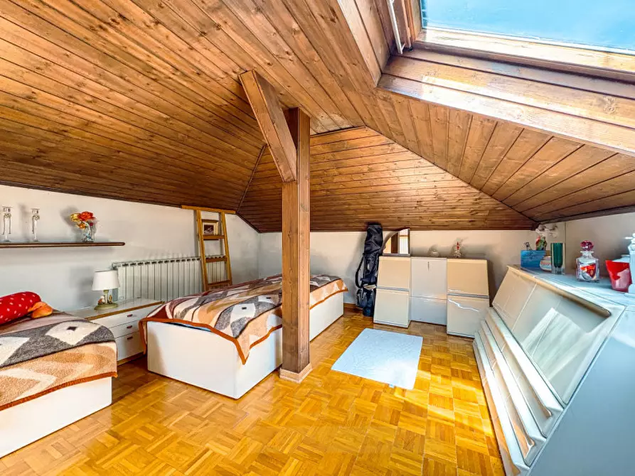 Immagine 18 di Villa in vendita  in Via del Borgna 8 a Gignese