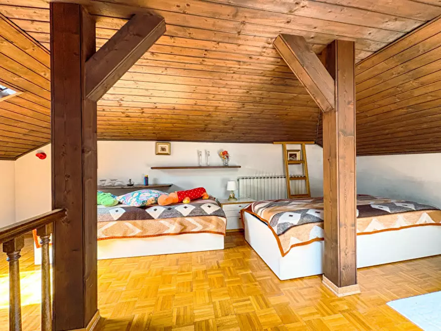 Immagine 19 di Villa in vendita  in Via del Borgna 8 a Gignese