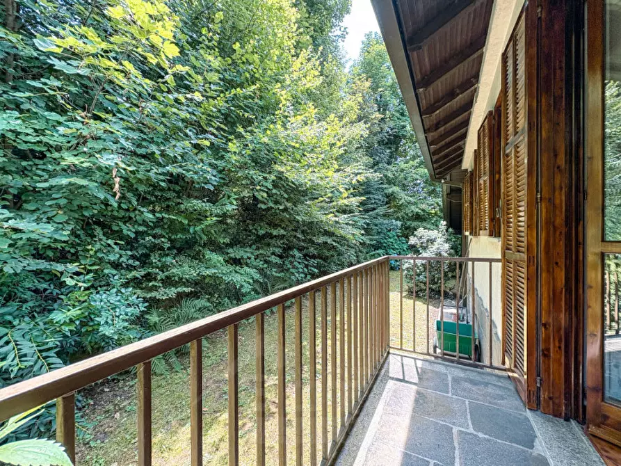 Immagine 23 di Villa in vendita  in Via del Borgna 8 a Gignese