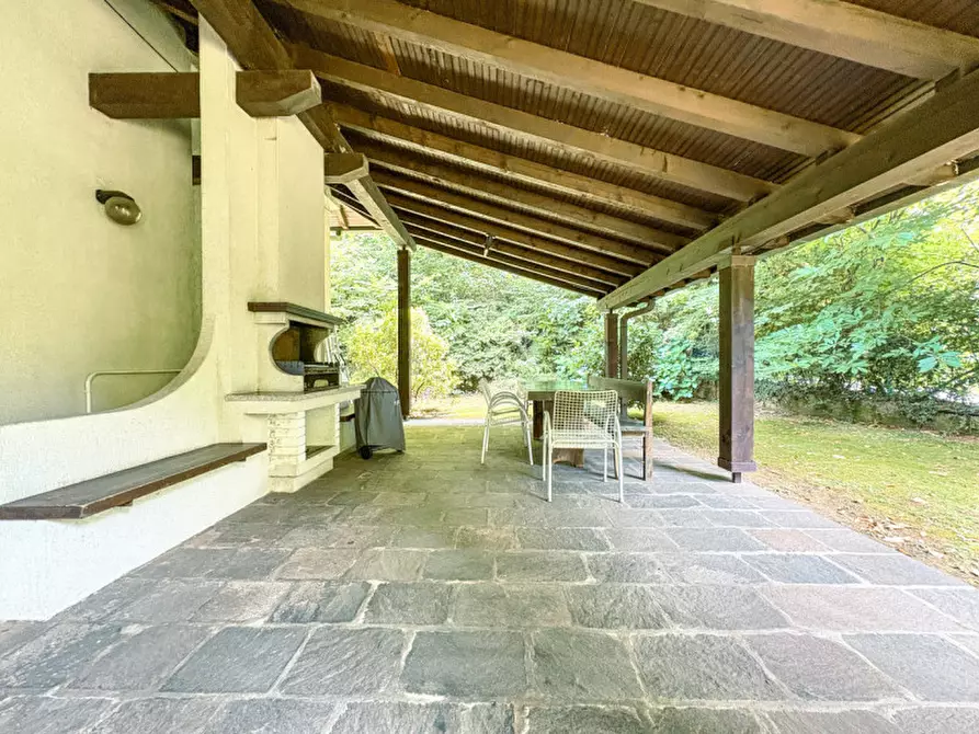 Immagine 30 di Villa in vendita  in Via del Borgna 8 a Gignese