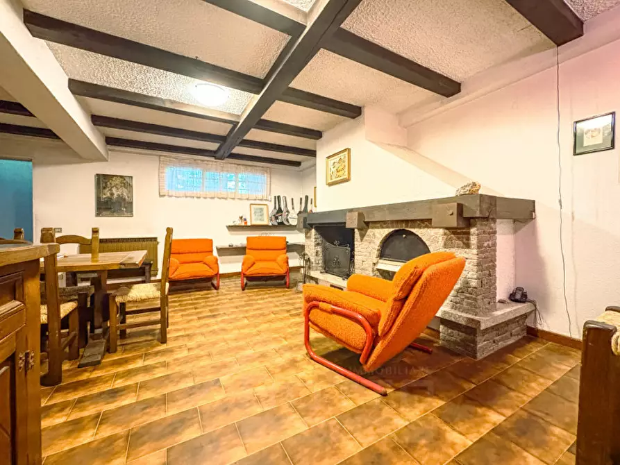 Immagine 36 di Villa in vendita  in Via del Borgna 8 a Gignese