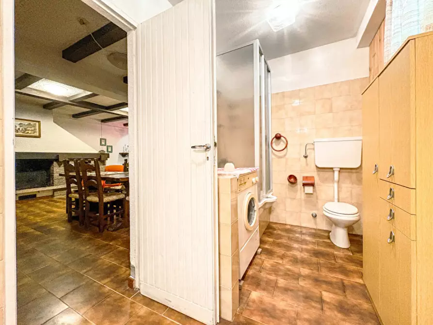 Immagine 39 di Villa in vendita  in Via del Borgna 8 a Gignese