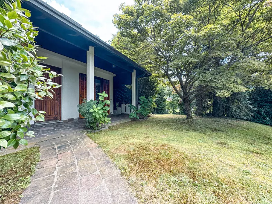 Immagine 42 di Villa in vendita  in Via del Borgna 8 a Gignese