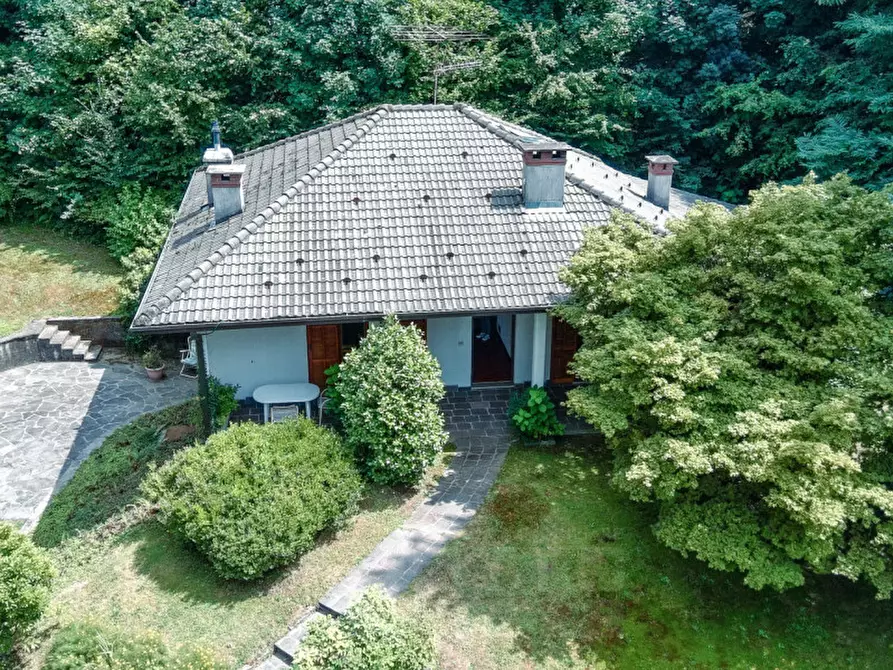 Immagine 48 di Villa in vendita  in Via del Borgna 8 a Gignese