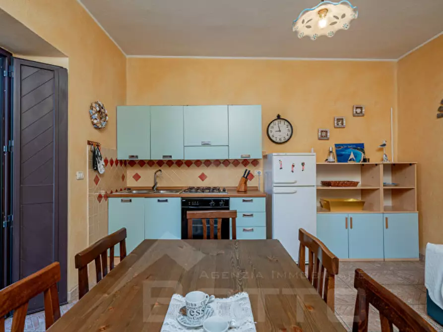 Immagine 8 di Appartamento in vendita  a San Teodoro