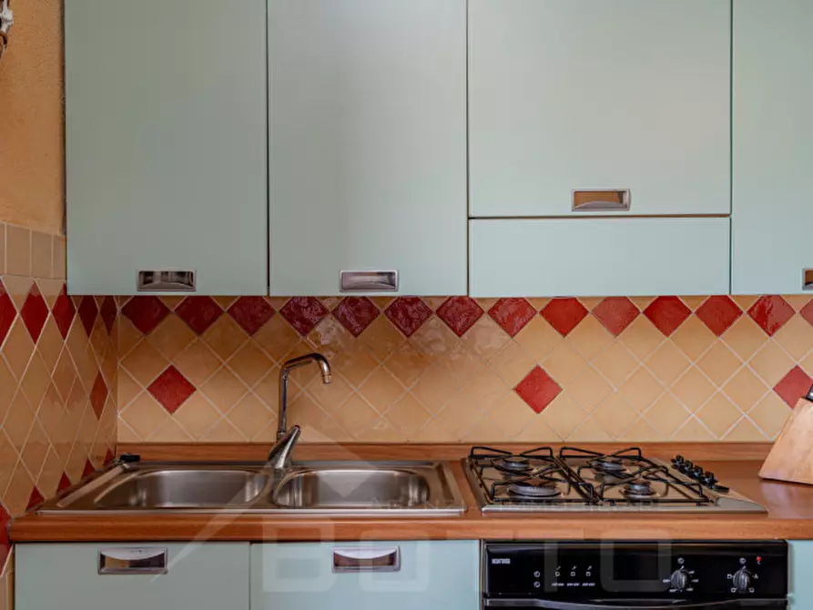 Immagine 11 di Appartamento in vendita  a San Teodoro